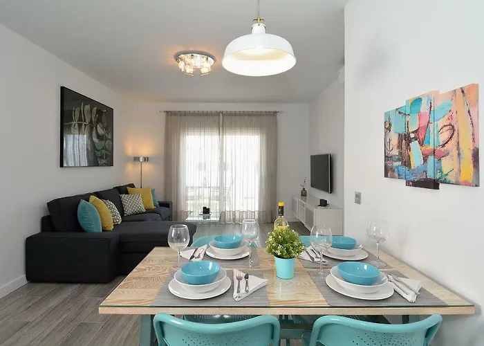 Rociega B * Puerto del Carmen (Lanzarote)